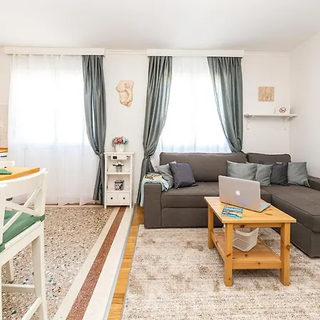 New Miltoni Apartment *