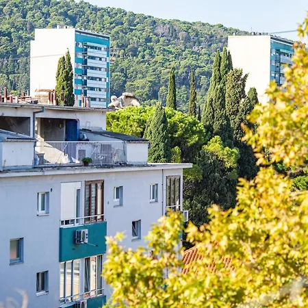 Apartment New Miltoni Split